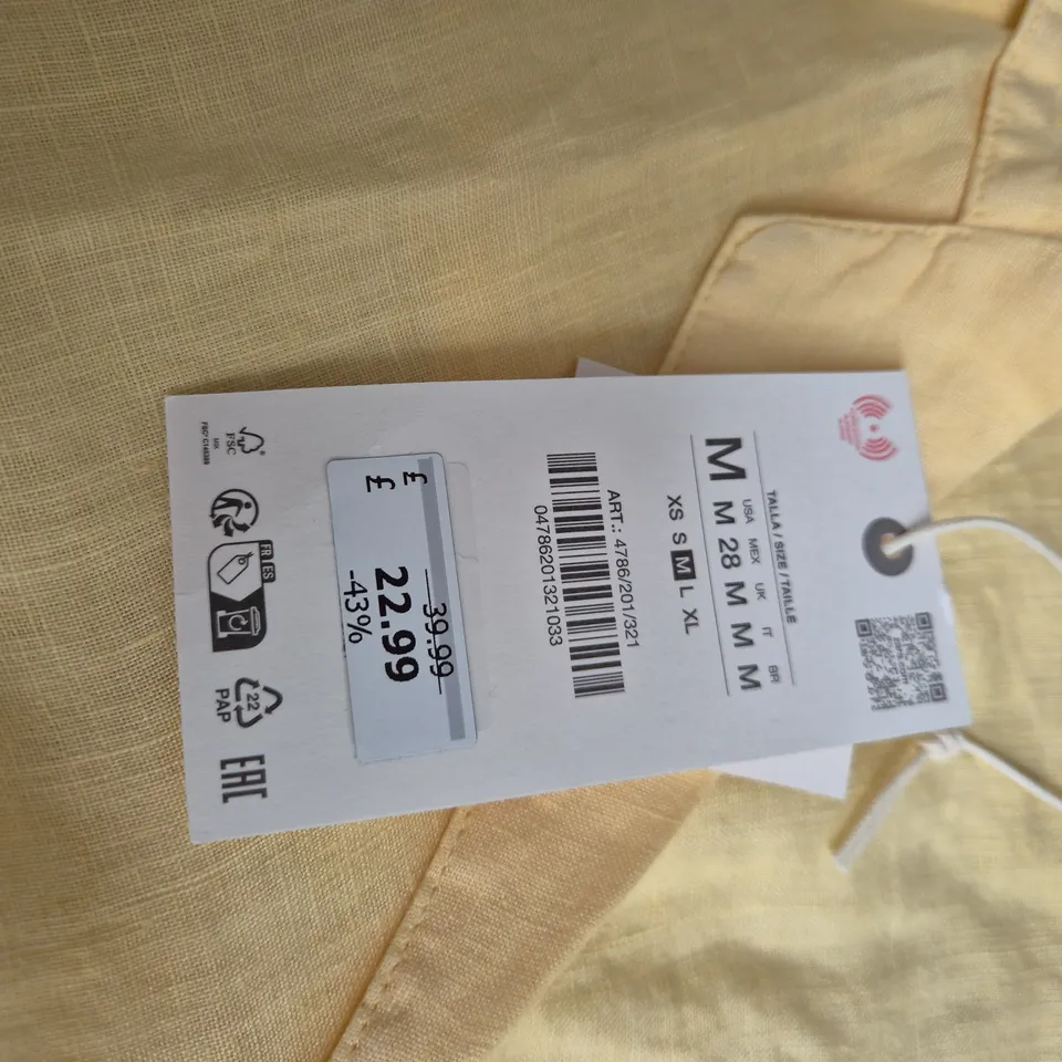 YELLOW LONG-SLEEVE BUTTON-DOWN SHIRT UK SIZE MEDIUM