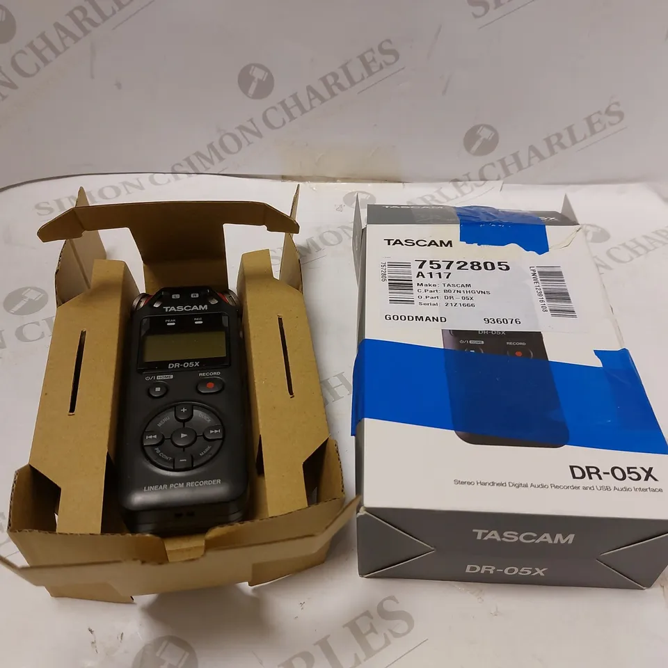 TASCAM DR-05X PORTABLE AUDIO RECORDER