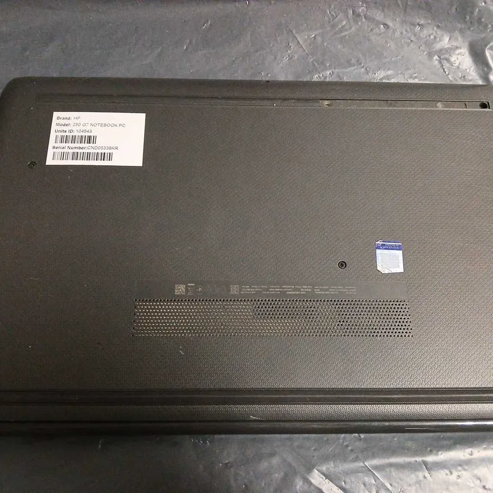 HP 250 G7 NOTEBOOK PC 