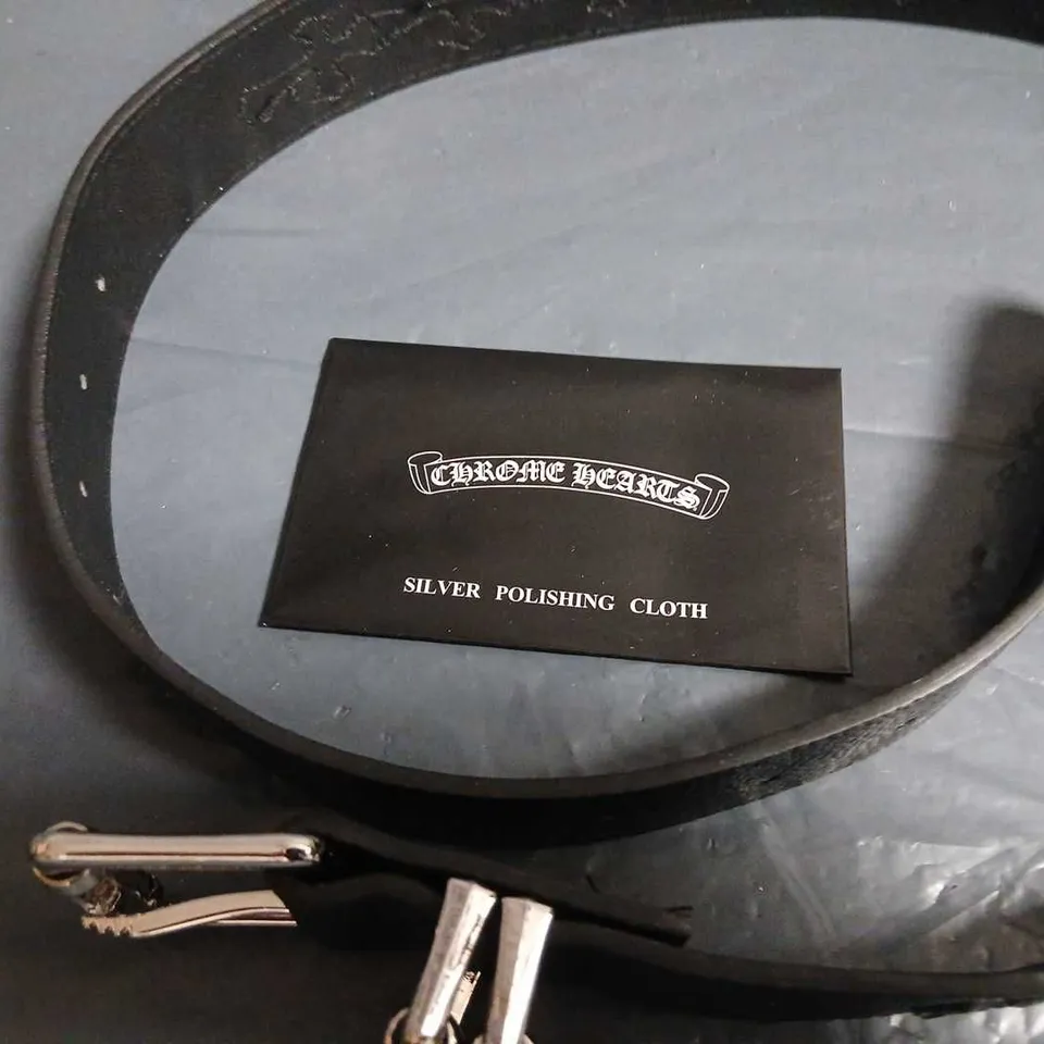 CHROME HEARTS LEATHER BELT WITH ORNATE SILVER BUCKLE – BLACK