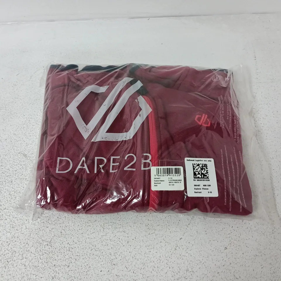 APPROXIMATELY 16 BRAND NEW DARE2B KIDS EXPLORE FLEECES IN BEETROOT - 9-10