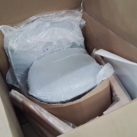 BOXED SET OF 4 PLASTIC HARD BACK CHAIRS WITH UPHOLSTERED SEATS -GREY-