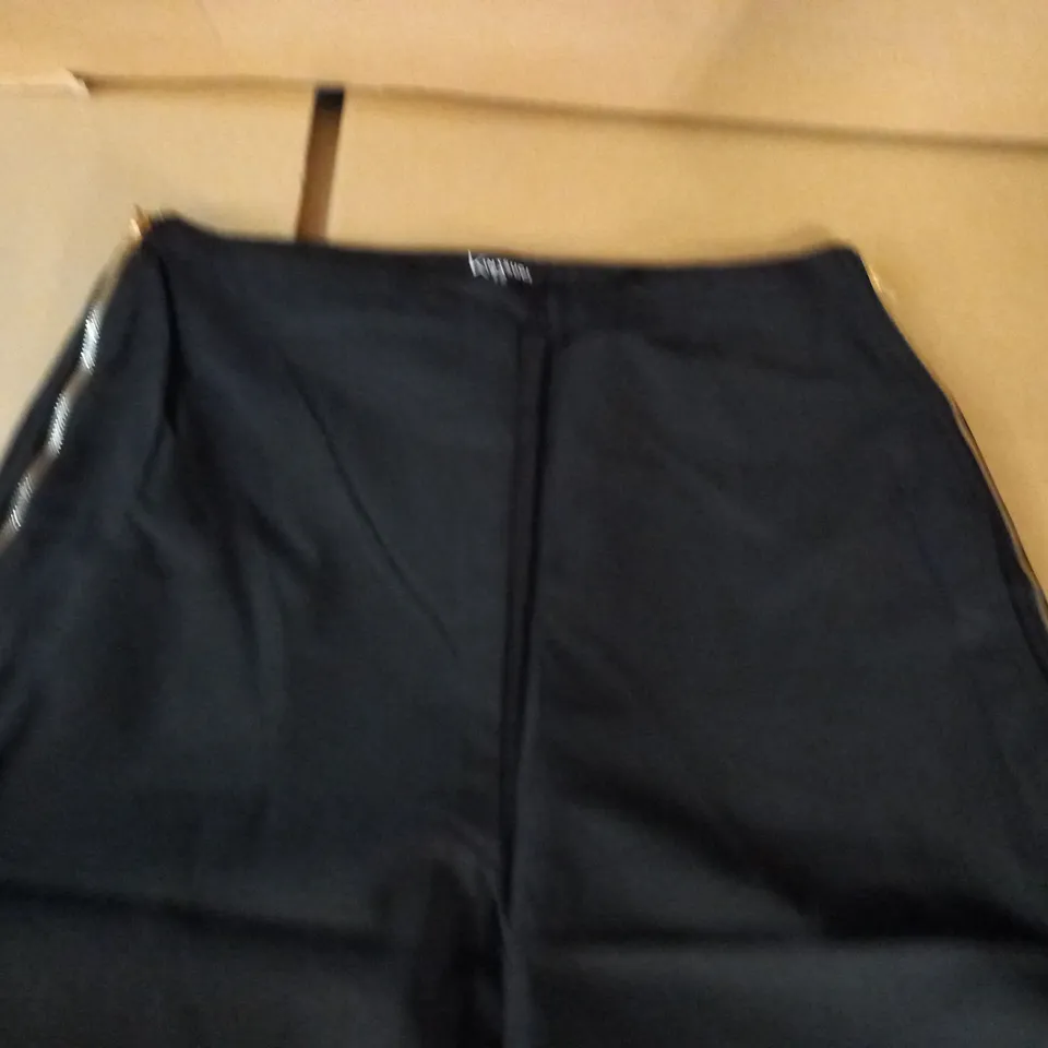 BRAND NEW KINTSUGI WOMENS BLACKK PETITE TROUSERS WITH SIDE ZIP - 20