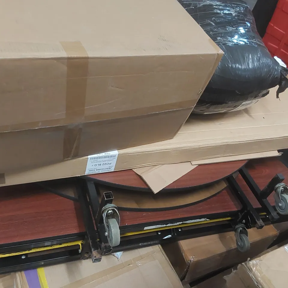 PALLET CONTAINING ASSORTED CONSUMER PRODUCTS/FURNITURE PARTS ECT