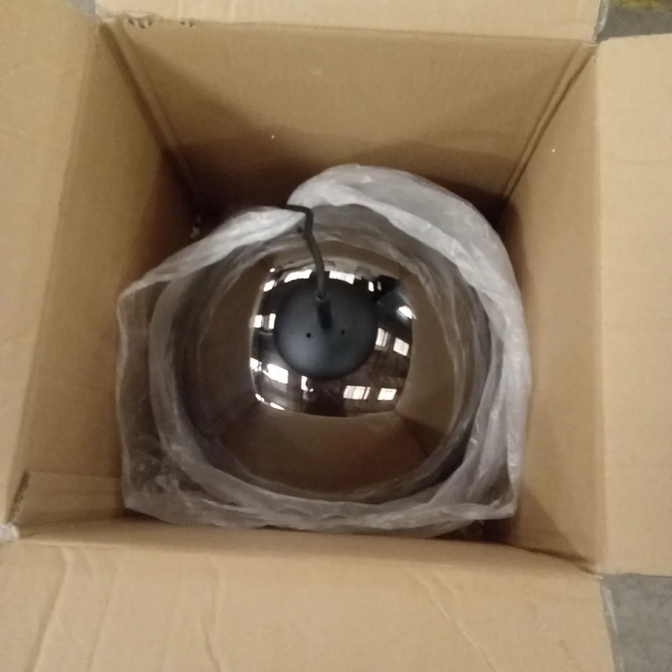 BOXED 1-LIGHT GLOBE PENDANT