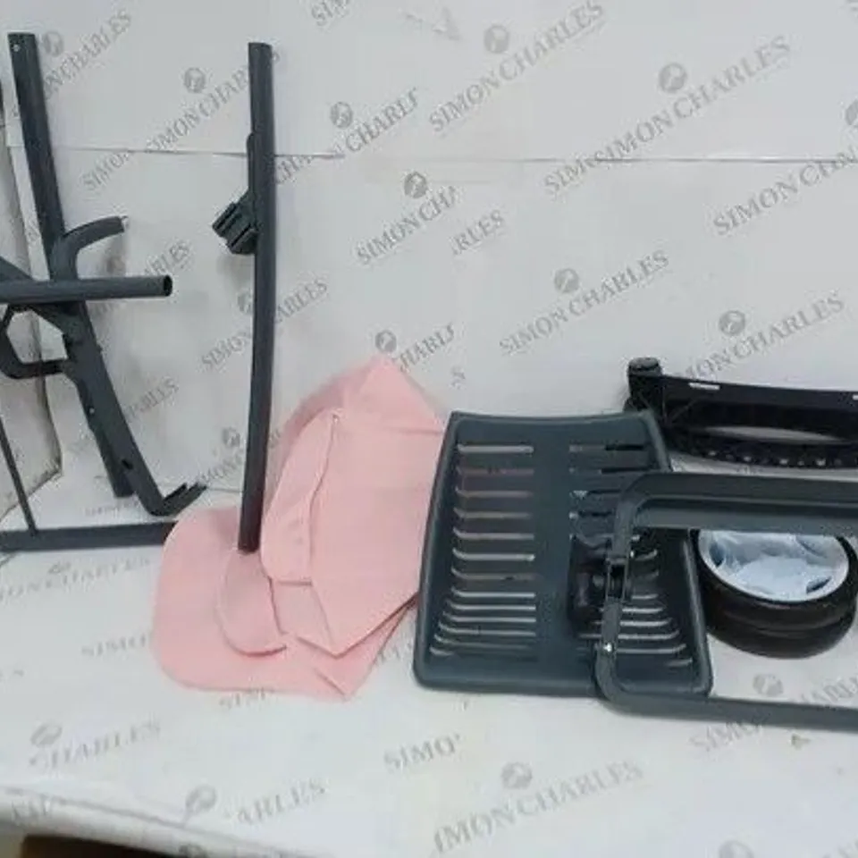 MAXI COSI & QUINNY TWIN PUSHCHAIR