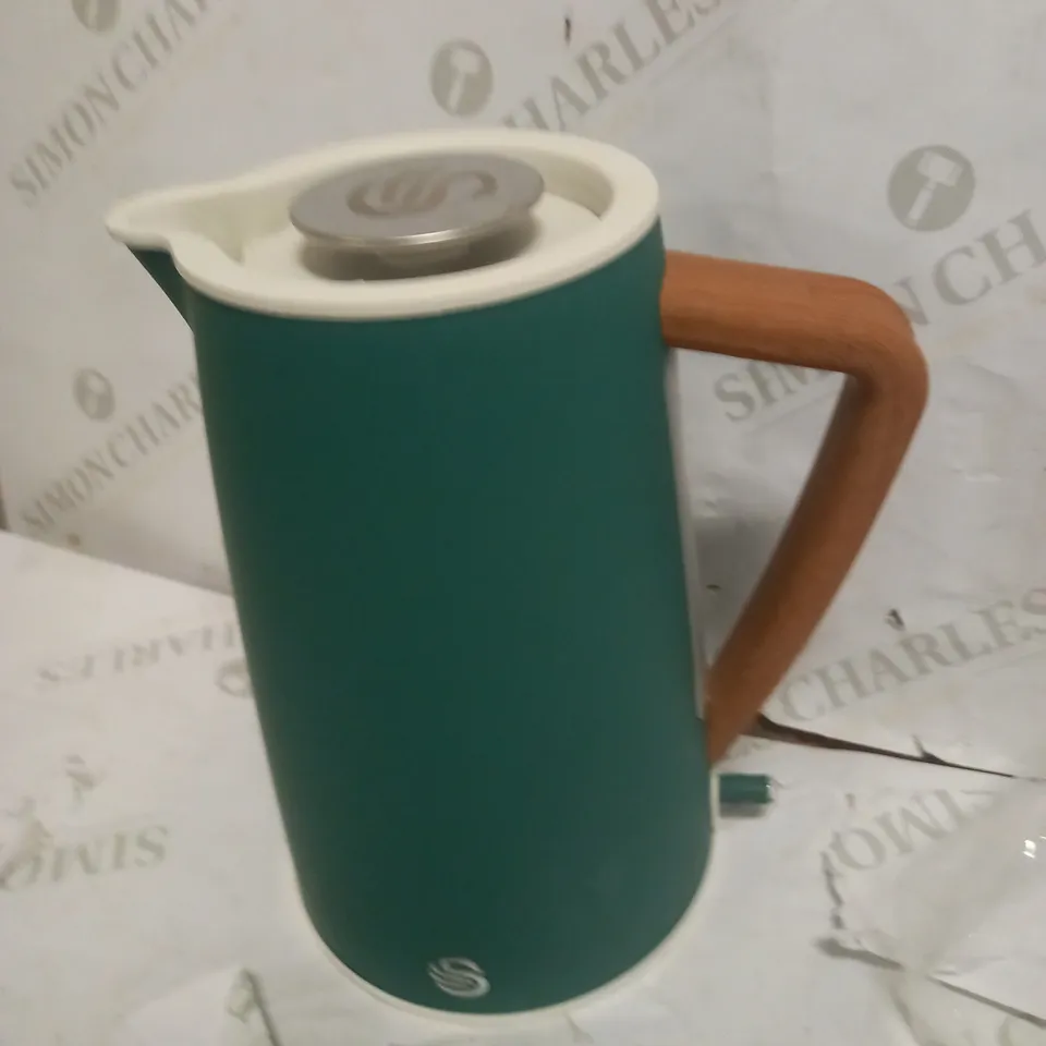 SWAN 1.7 LITRE KETTLE