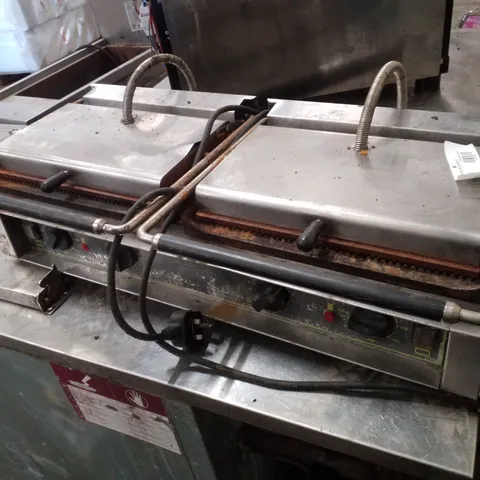 ROLLER TWIN PANNINI GRILL