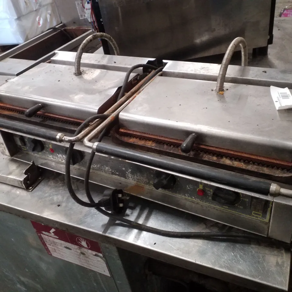 ROLLER TWIN PANNINI GRILL