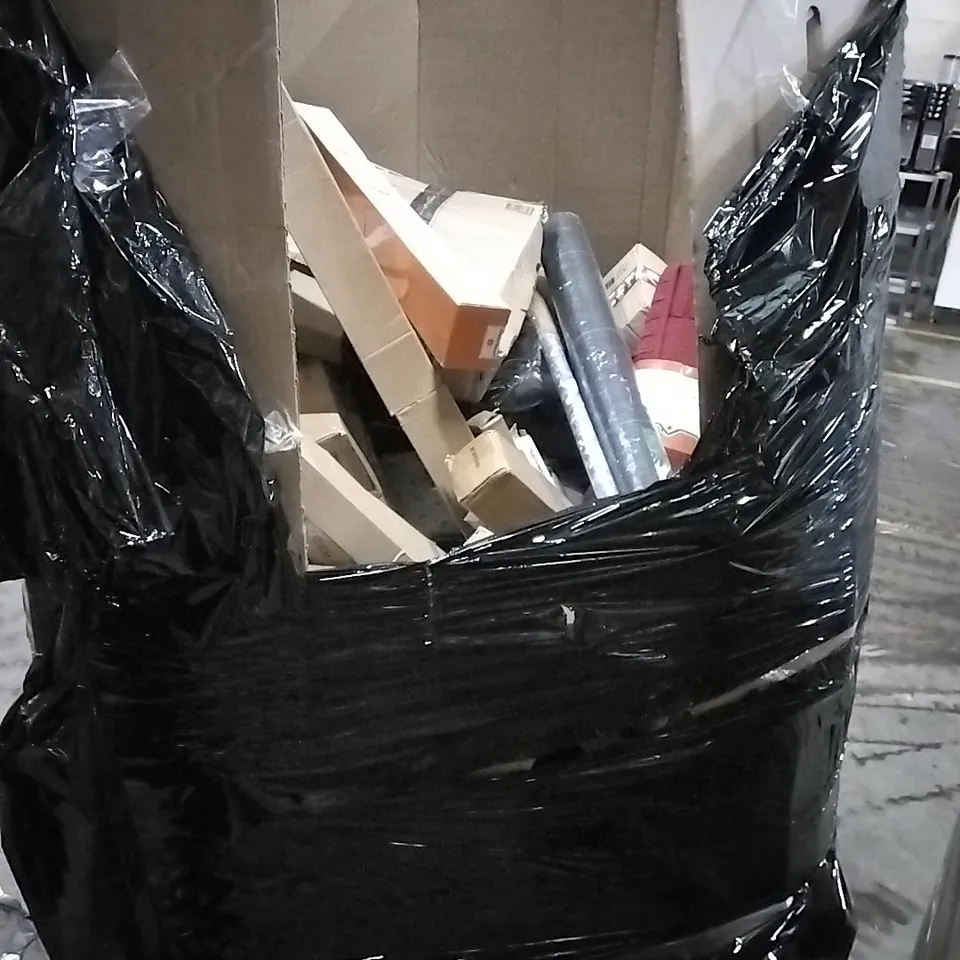 PALLET OF HOUSEHOLD ITEMS TO INCLUDE DIGITAL CALENDAR, CAT TOWER, SAFE AND OTHER ASSORTED ITEMS...