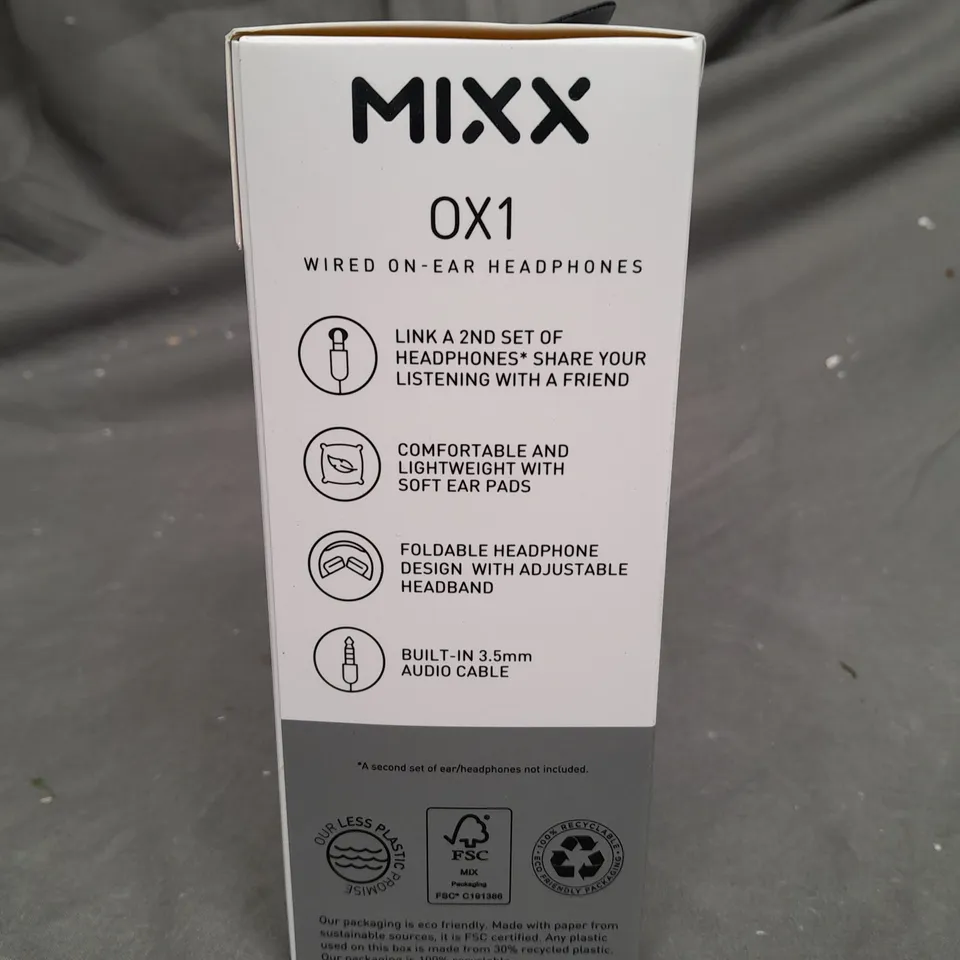 BOXED MIXX 0X1 WIRED ON-EAR HEADPHONES 