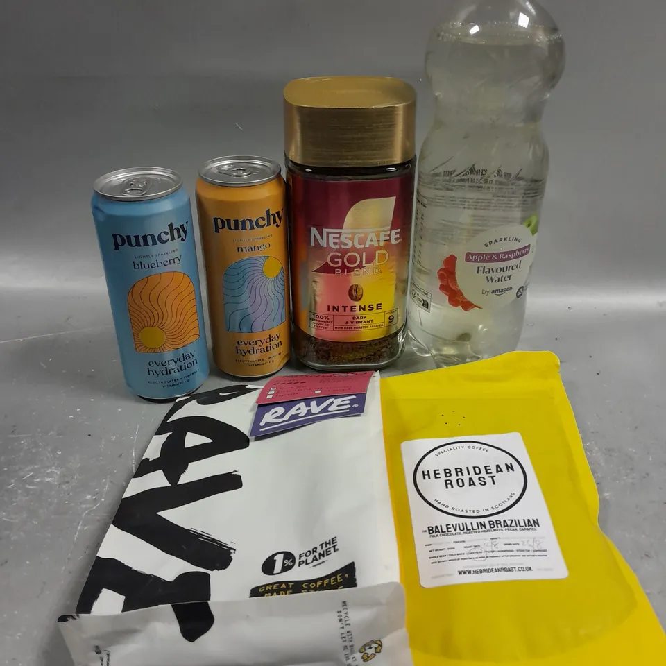 APPROXIMATELY 15 ASSORTED FOOD/DRINK PRODUCTS TO INCLUDE RAVE COFFEE, PUNCHY DRINKS, SPARKLING WATER ETC - COLLECTION ONLY 