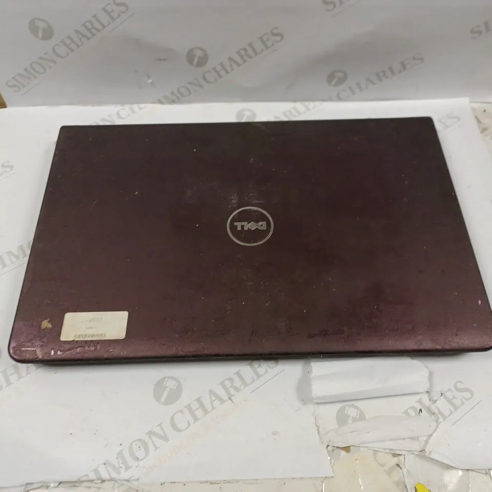 DELL P02E002 LAPTOP