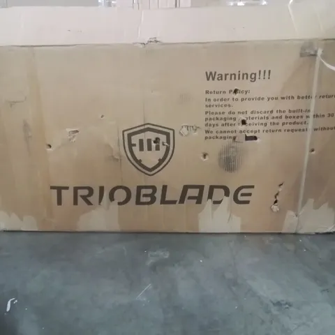 24 INCH TRIOBLADE BIKE BLACK