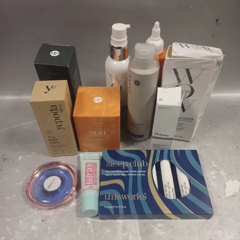 APPROXIMATELY 20 ASSORTED COSMETIC PRODUCTS INCLUDE - THE ORDINARY SALICYLIC ACID 2% - MAYBELLI9E BABY SKIN PORE ERASER - YEPODA THE MIST HAVE FACE MIST - ETC