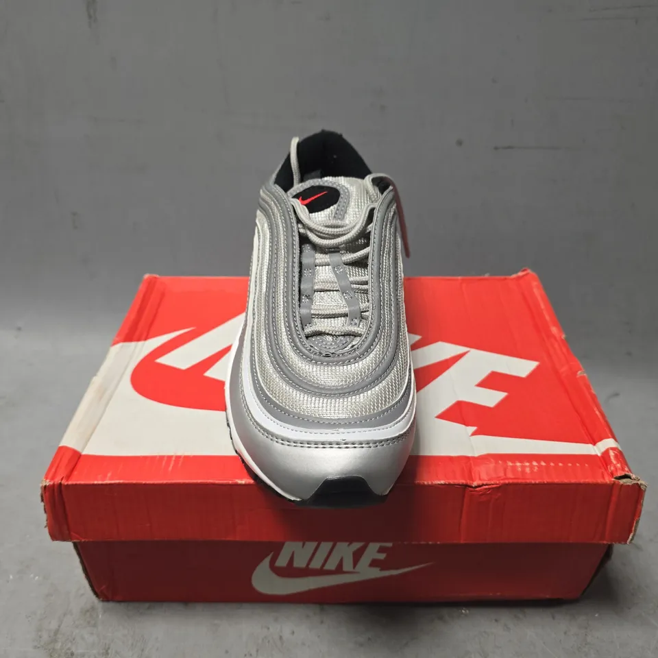 BOXED PAIR OF NIKE AIR MAX 97 TRAINERS IN GREY - UK 5.5