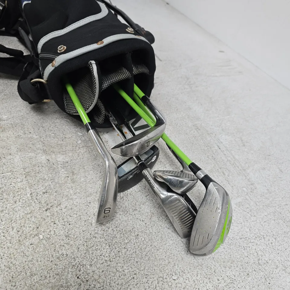 GOLF BAG WITH CLUBS (SPORTING GOODS)