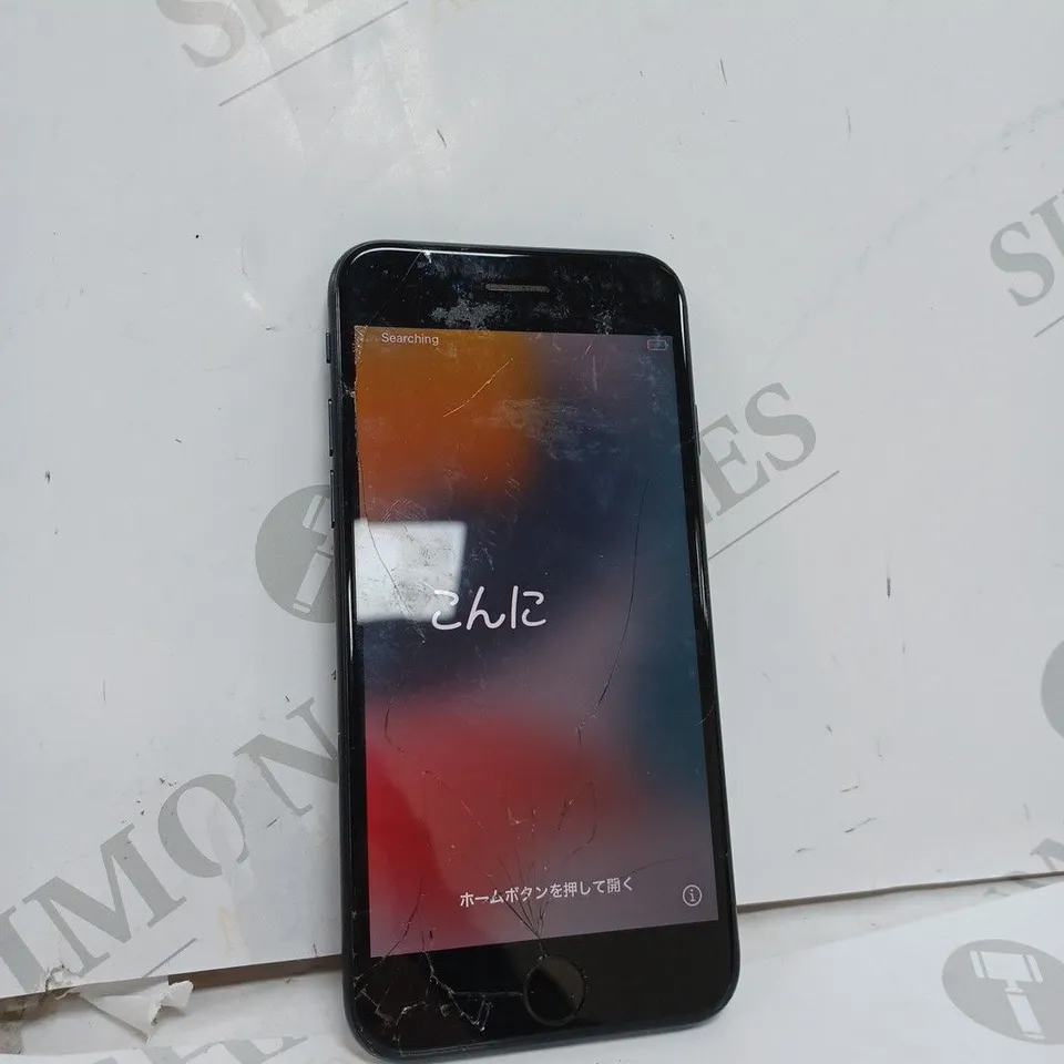 UNBOXED IPHONE 8 IN BLACK 