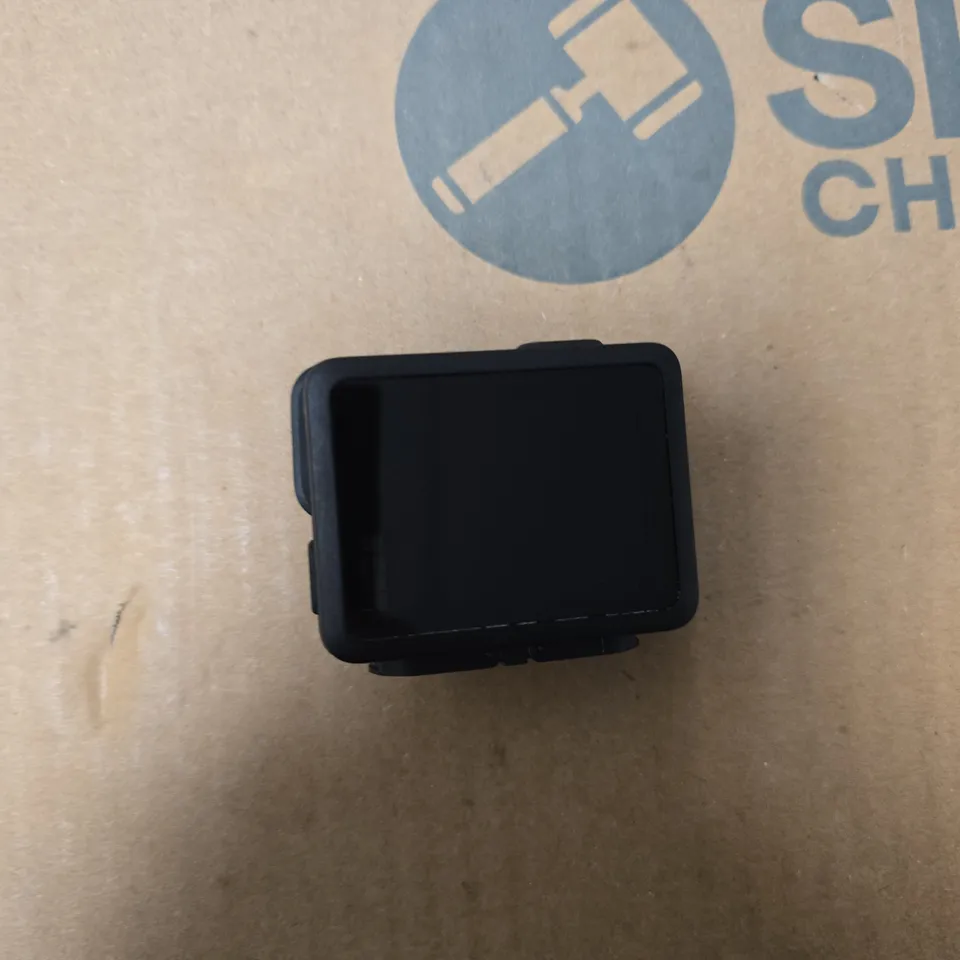 GOPRO HERO ACTION CAMERA – BLACK WITH MOUNTING ACCESSORY AND USB CABLE 