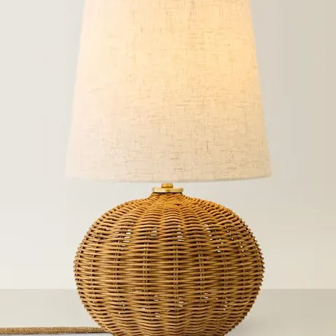 BOXED VALUELIGHTS HENRIETTA NATURAL WICKER AND LINEN TABLE LAMP