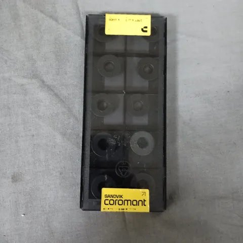 SEALED PACK OF 10 SANDVIK COROMANT R300-1648E-PM S30T MILLING INSERTS