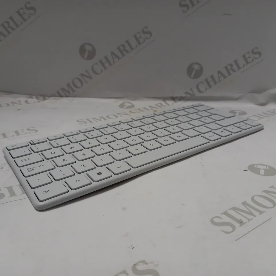 MICROSOFT 21Y-00034 DESIGNER COMPACT KEYBOARD - WHITE