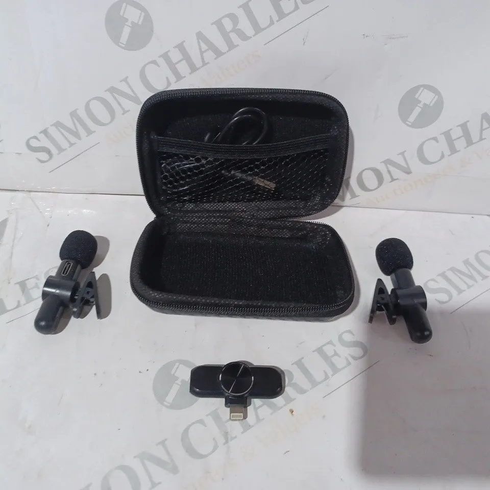 BOXED WIRELESS LAVALIER MICROPHONE