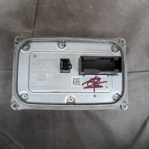 Mercedes-Benz Vehicle ECU/Control Module – Continental, part no. A 222 980 45 05 (rear view)