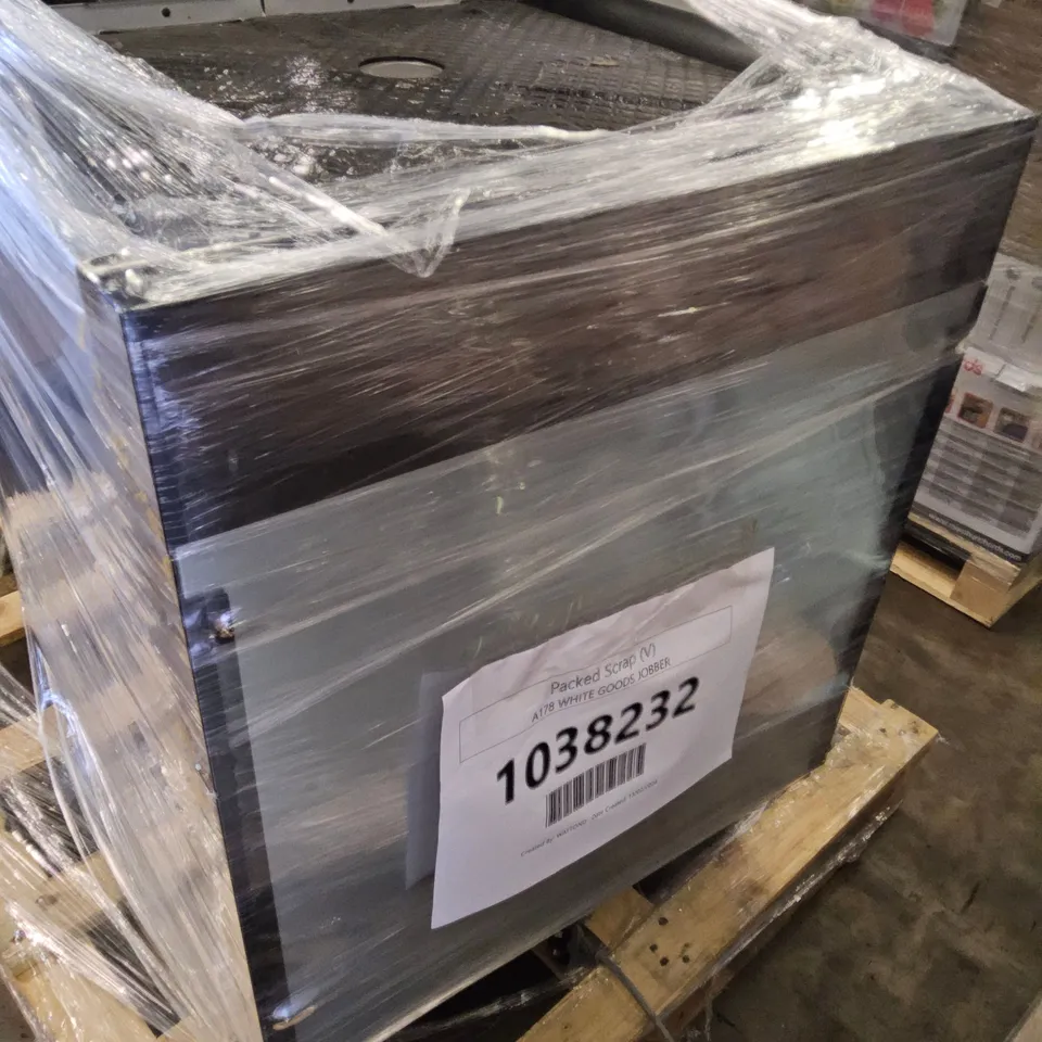 PALLET OF APPROXIMATELY 2  ASSORTED HOUSEHOLD & ELECTRICAL ITEMS TO INCLUDING