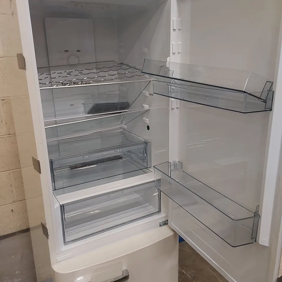 HISENSE RETRO FREESTANDING FRIDGE FREEZER, MODEL: RB390N4RYDUK