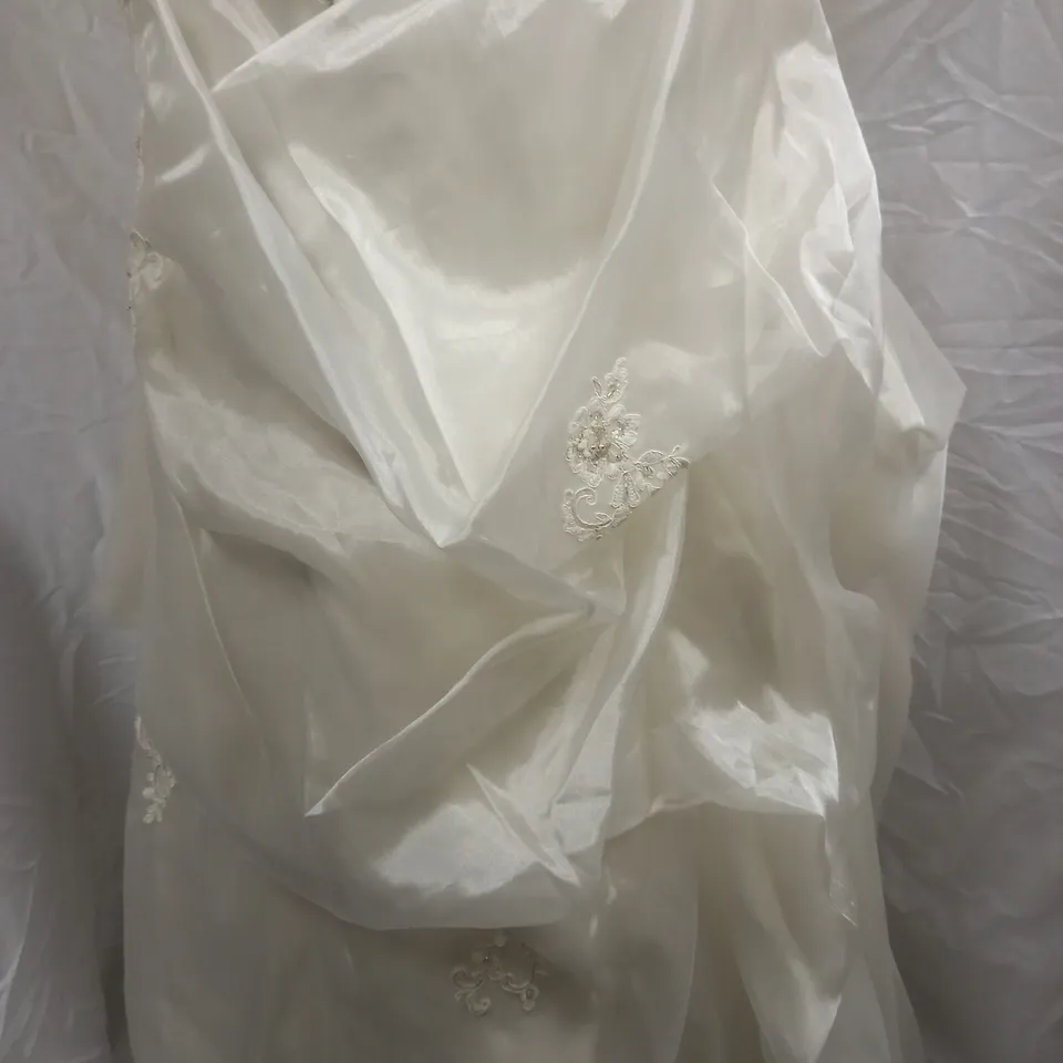 BERKETEX BRIDE TOM FLOWERS WEDDING DRESS, IVORY - SIZE 12