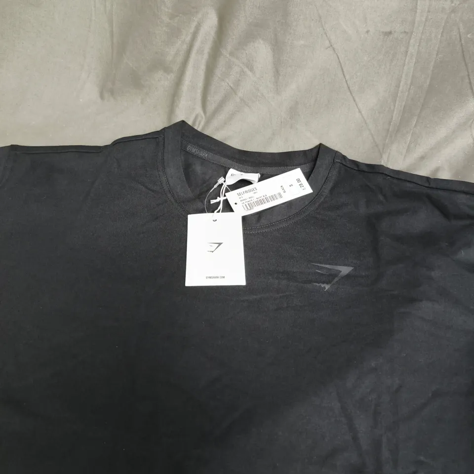 GYMSHARK T-SHIRT – SIZE S