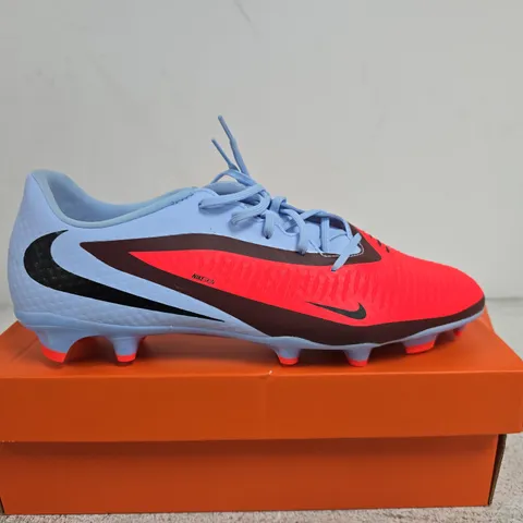 BOXED PAIR OF NIKE PHANTOM 6 LOW ACAD FG/MG FOOTBALL BOOTS – UK 11