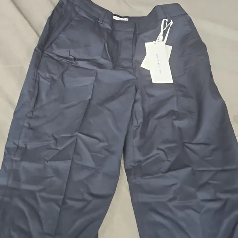 TOMMY HILFIGER MEN'S NAVY DRESS TROUSERS – SIZE 38