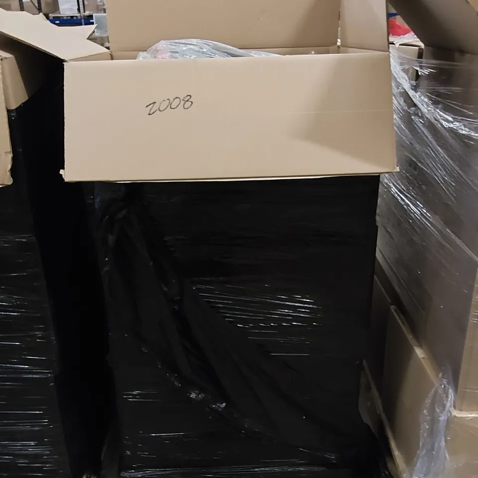 PALLET OF ASSORTED ITEMS INCLUDING: DRI FOOTWEAR PVC SAFETY BOOTS 