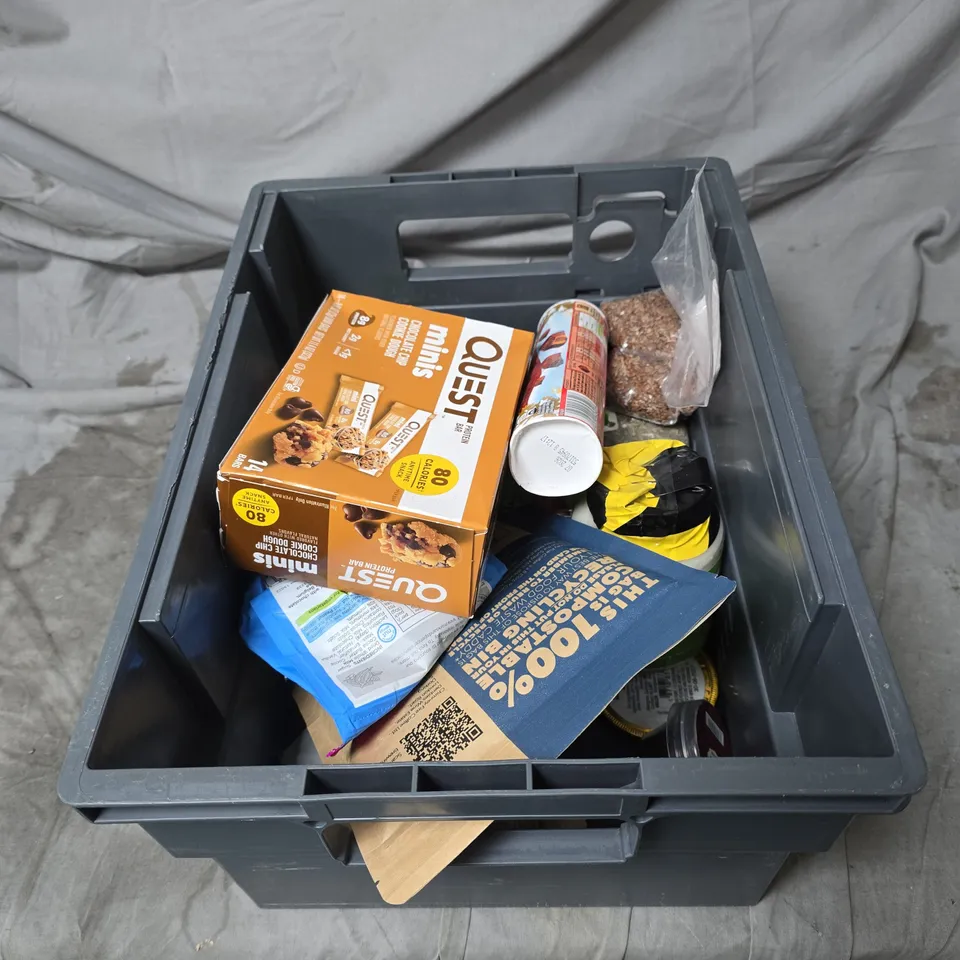 TOTE OF APPROXIMATELY 16 ASSORTED FOOD AND DRINK ITEMS TO INCLUDE QUEST PROTEIN BARS, MUNCHIES, CHIMNEY FIRE COFFEE ETC