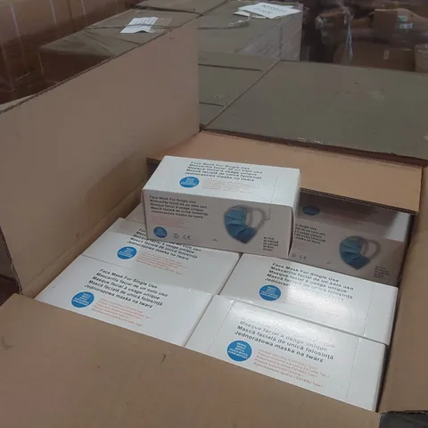 PALLET CONTAINING A VERY LARGE QUANTITY OF MEDICAL FACE MASKS