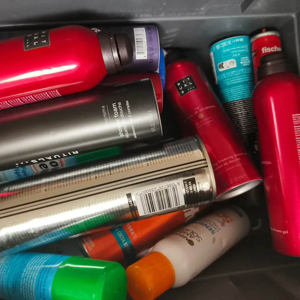 APPROXIMATELY 15 ASSORTED AEROSOL PRODUCTS - COLLECTION ONLY