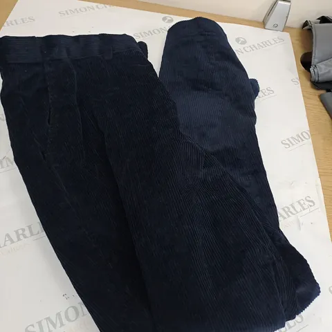 COTTON TRADERS CORD TROUSERS SIZE 40
