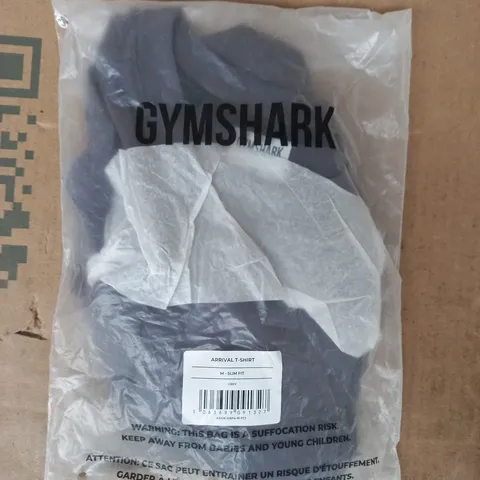 BAGGED GYM SHARK ARRIVAL T-SHIRT IN GREY SIZE MEDIUM