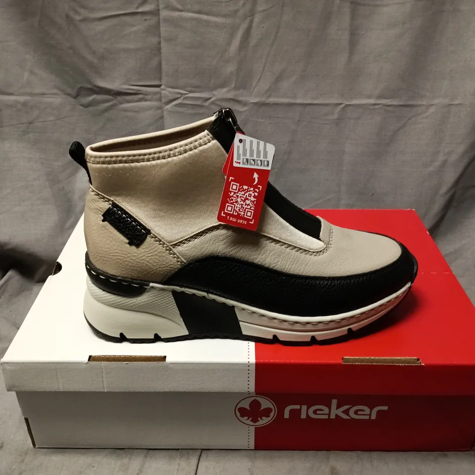 BOXED PAIR OF RIEKER WOMENS BOOTS, N6352-60, BEIGE LADIES ANKLE BOOT - SIZE 37