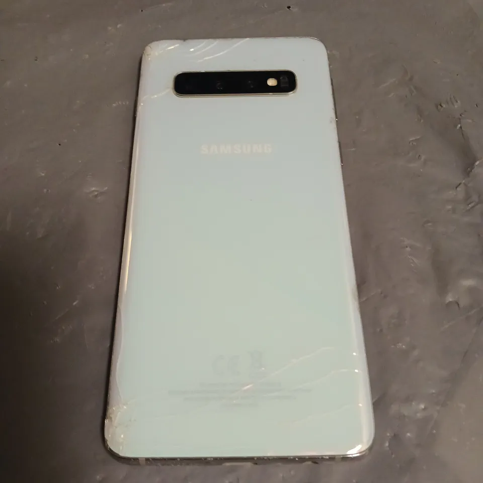 UNBOXED SAMSUNG GALAXY S10 MOBILE PHONE