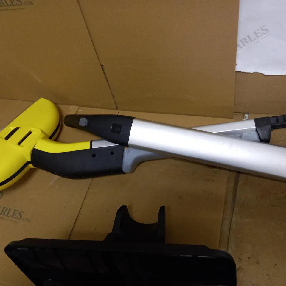 KÄRCHER EWM 2 CORDLESS FLOOR CLEANER