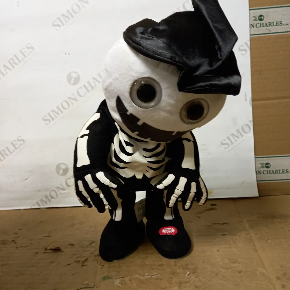 ANIMATED SKELETON HALLOWEEN DECORATION RRP £19.99