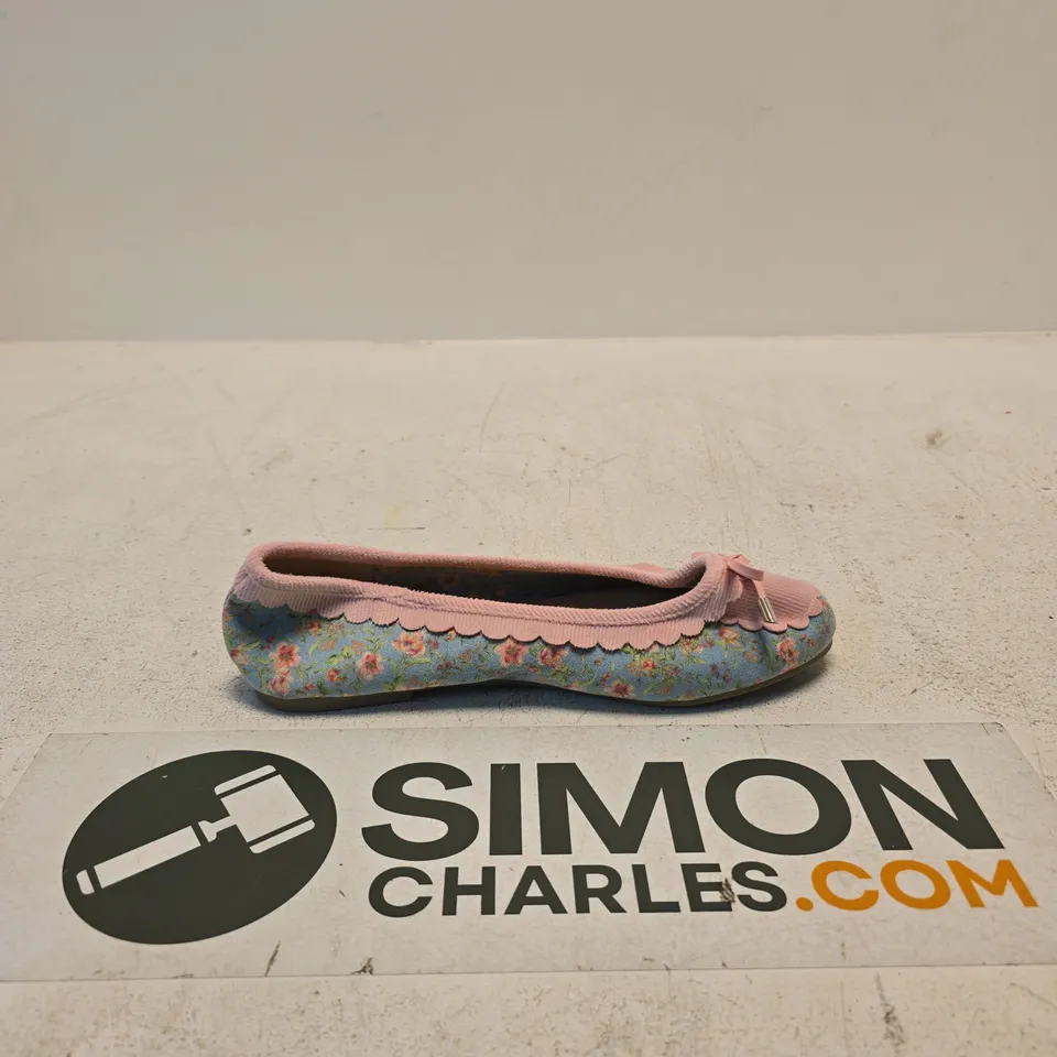 JOE BROWN WOMEN’S FLORAL BALLET FLAT – UK 7