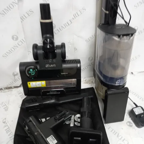 SHARK STRATOS CORDLESS VACUUM IZ400UKT