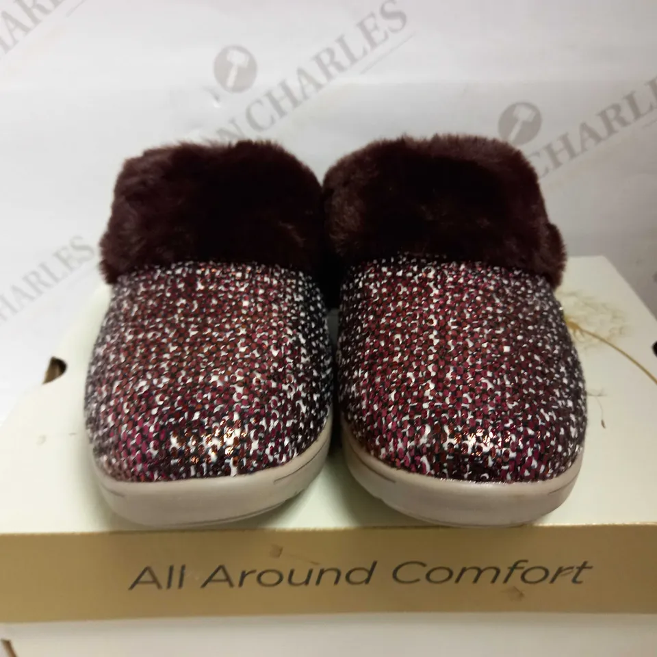 SKECHERS BURGUNDY ARCH SLIP ON SHOES UK SIZE 4