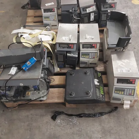 PALLET CONTAINING ASSORTED COMMERCIAL SCALES/RECEIPT MACHINES