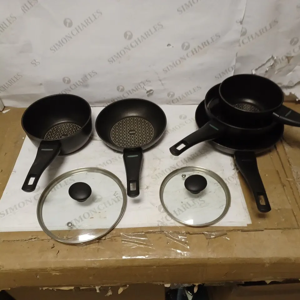 PRESTIGE THERMO SMART 5 PIECE SET 