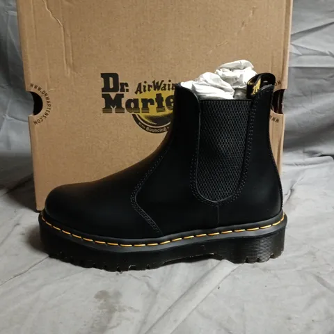 DR. MARTENS 2976 BEX BLACK CHELSEA BOOTS – UK5 / EU38